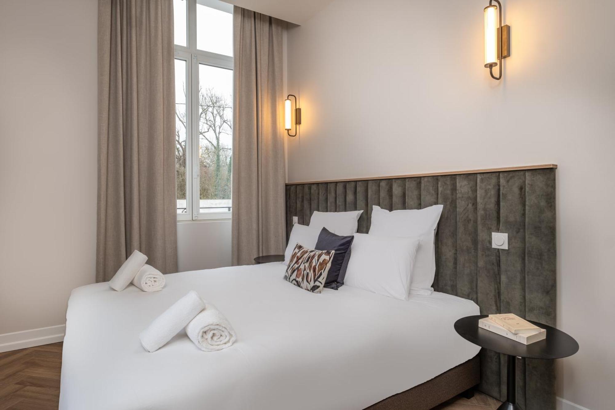 L'Horloge - Appart'Hotel Proche De Disneyland Montévrain Extérieur photo